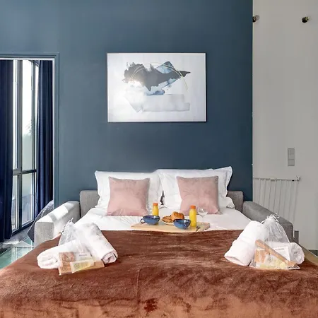 Bluestay 19 - à 11 * Parigi